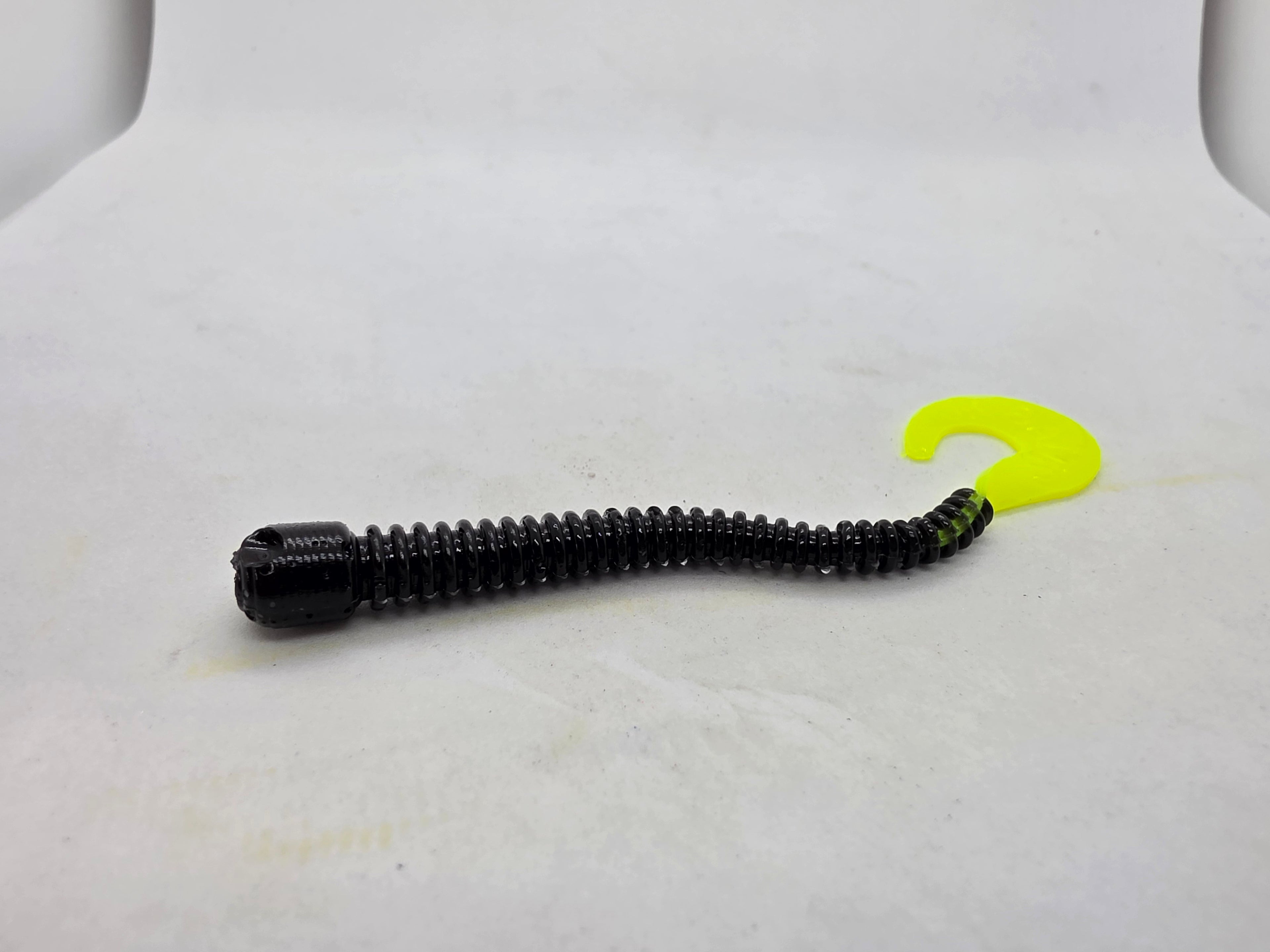 4" Ribbed Worm